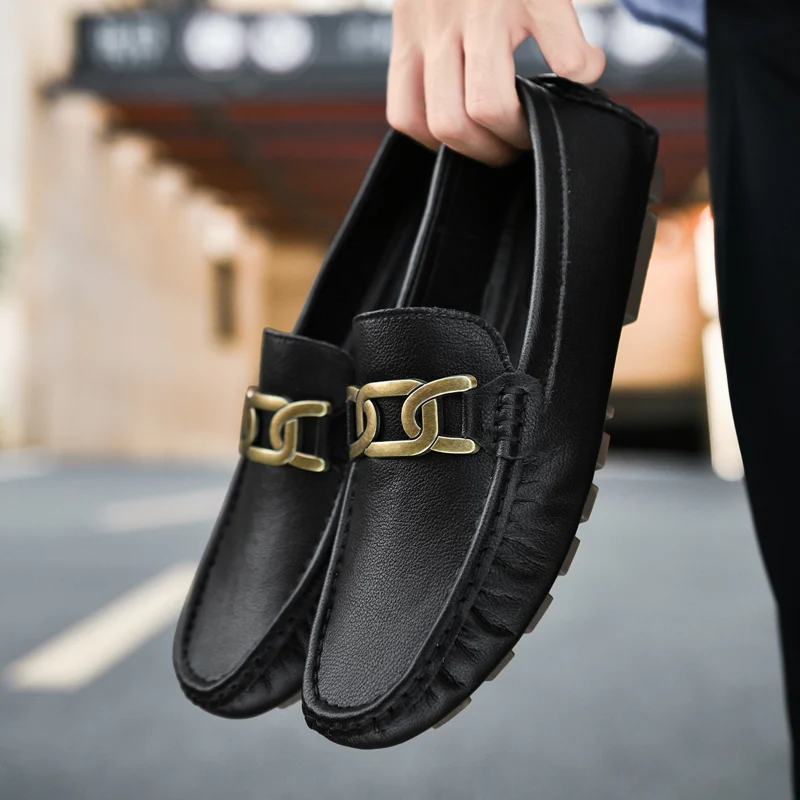 Big Size 38-45 Driving Shoes Fashion Metal Decoration Casual shoes Leather Boat Shoes Slip-on Breathable Loafers Zapatos Hombre
Big Size 38-45 Driving Shoes Fashion Metal Decoration Casual shoes Leather Boat Shoes Slip-on Breathable Loafers Zapatos Hombre