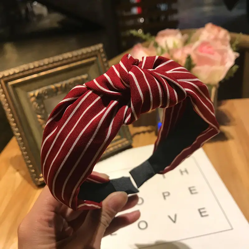 2019 Fashion Knotted Hair Head Band Headwear Solid Colors Concise Girl Hair band Adult Wash Face Hairpin for Women Headbands
2019 Fashion Knotted Hair Head Band Headwear Solid Colors Concise Girl Hair band Adult Wash Face Hairpin for Women Headbands