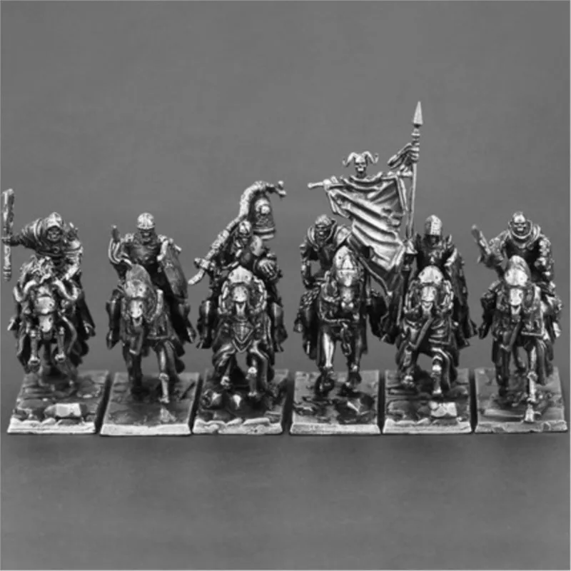 Retro Brass War Chess Medieval Skeleton Undead Knight Army Soldier Model Board Game Collection Car Ornaments Men's Gift 2022 New
Retro Brass War Chess Medieval Skeleton Undead Knight Army Soldier Model Board Game Collection Car Ornaments Men's Gift 2022 New