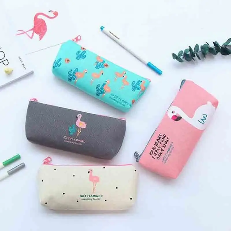 Вместительная холщовая косметичка унисекс, мультяшный рисунок фламинго, на молнии, с застежкой-молнией, сумка для карандашей, 4 цвета 
Вместительная холщовая косметичка унисекс, мультяшный рисунок фламинго, на молнии, с застежкой-молнией, сумка для карандашей, 4 цвета