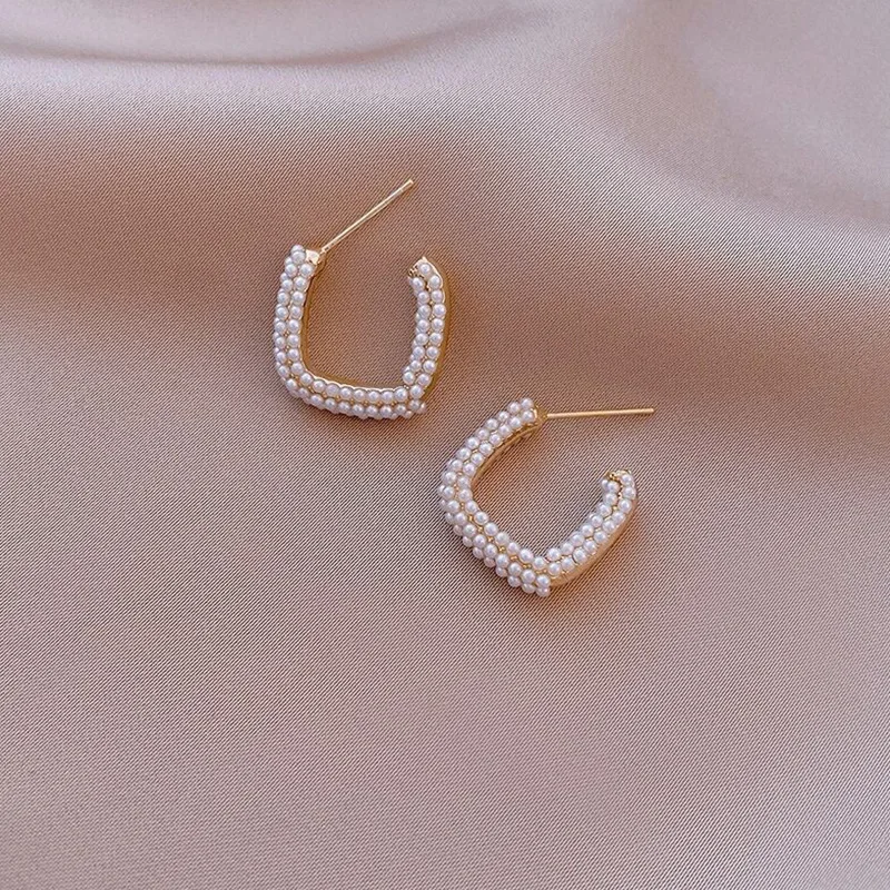 s925 Silver Needle Pearl Earrings For Women 2021 New Nemperament Geometric stud Earrings Jewelry Beautiful Women
s925 Silver Needle Pearl Earrings For Women 2021 New Nemperament Geometric stud Earrings Jewelry Beautiful Women