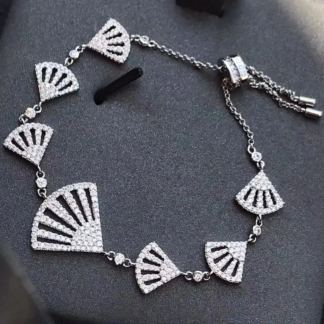 s925 Sterling Silver High fashion Flamenco Fan-shaped Ajustable Bracelet Micro Zircon New Monaco Brand For Women Gift Jewelry
s925 Sterling Silver High fashion Flamenco Fan-shaped Ajustable Bracelet Micro Zircon New Monaco Brand For Women Gift Jewelry