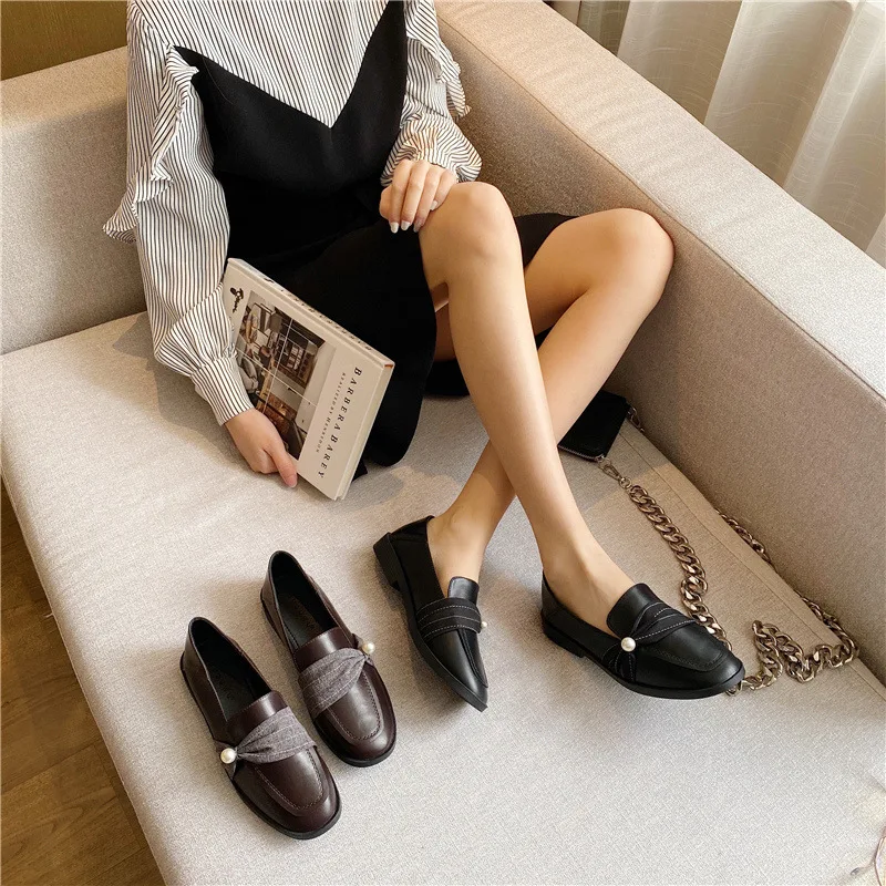 2020 Fashion Women Brogue Shoes Round toe Elegant Women Flats Soft Comfortable Woman Casual Shoes A3025
2020 Fashion Women Brogue Shoes Round toe Elegant Women Flats Soft Comfortable Woman Casual Shoes A3025