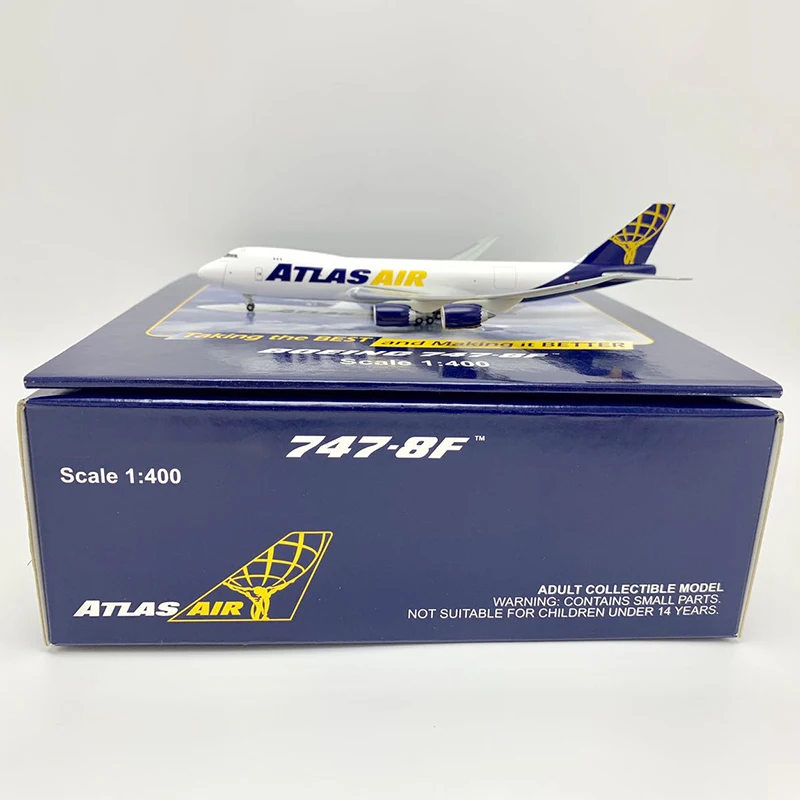 1:400 B747-8F Dreamlifter ATLAS AIR airlines with wheels landing gears metal alloy aircraft plane collectible display model
1:400 B747-8F Dreamlifter ATLAS AIR airlines with wheels landing gears metal alloy aircraft plane collectible display model