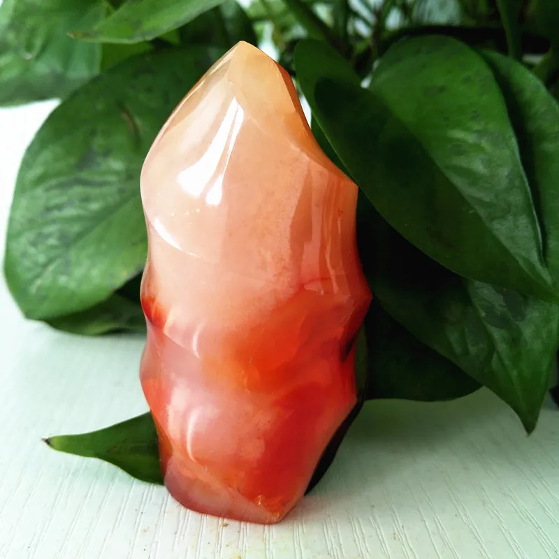 100%Natural red agate crystal flame decorated agate ice cream mineral specimen 
100%Natural red agate crystal flame decorated agate ice cream mineral specimen