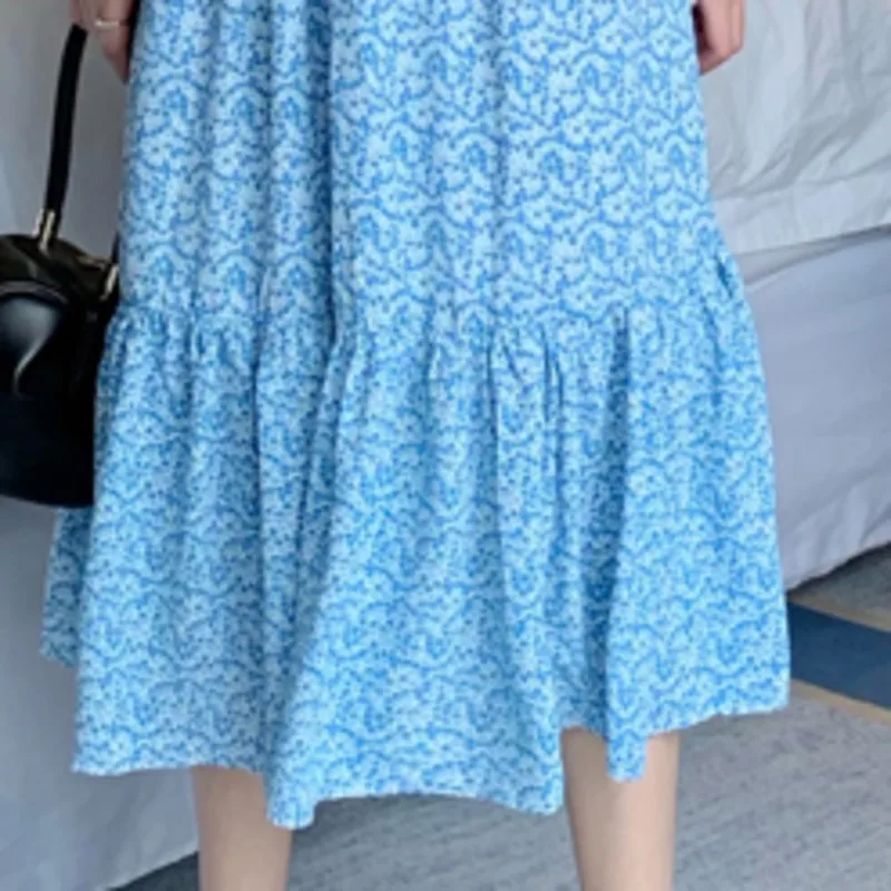 2021 Summer New Dress Women V-Neck Print Floral Robe Elegant Loose Vintage Casual Ruffles Dresses Female Fresh Vestido De Mujer
2021 Summer New Dress Women V-Neck Print Floral Robe Elegant Loose Vintage Casual Ruffles Dresses Female Fresh Vestido De Mujer