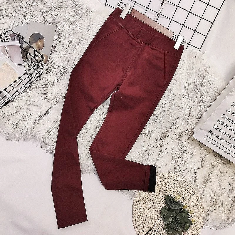 Женские джинсы с флисовой подкладкой и эластичным поясом на осень и зиму 2021 стройнящие леггинсы с высокой талией внешняя одежда
Женские джинсы с флисовой подкладкой и эластичным поясом на осень и зиму 2021 стройнящие леггинсы с высокой талией внешняя одежда