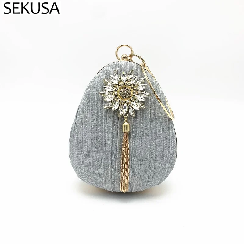 Bucket Design Lady Handbags Ruched Sequined Vintage Party Clutch Flower Diamonds Tassel Wedding Evening Bags
Bucket Design Lady Handbags Ruched Sequined Vintage Party Clutch Flower Diamonds Tassel Wedding Evening Bags