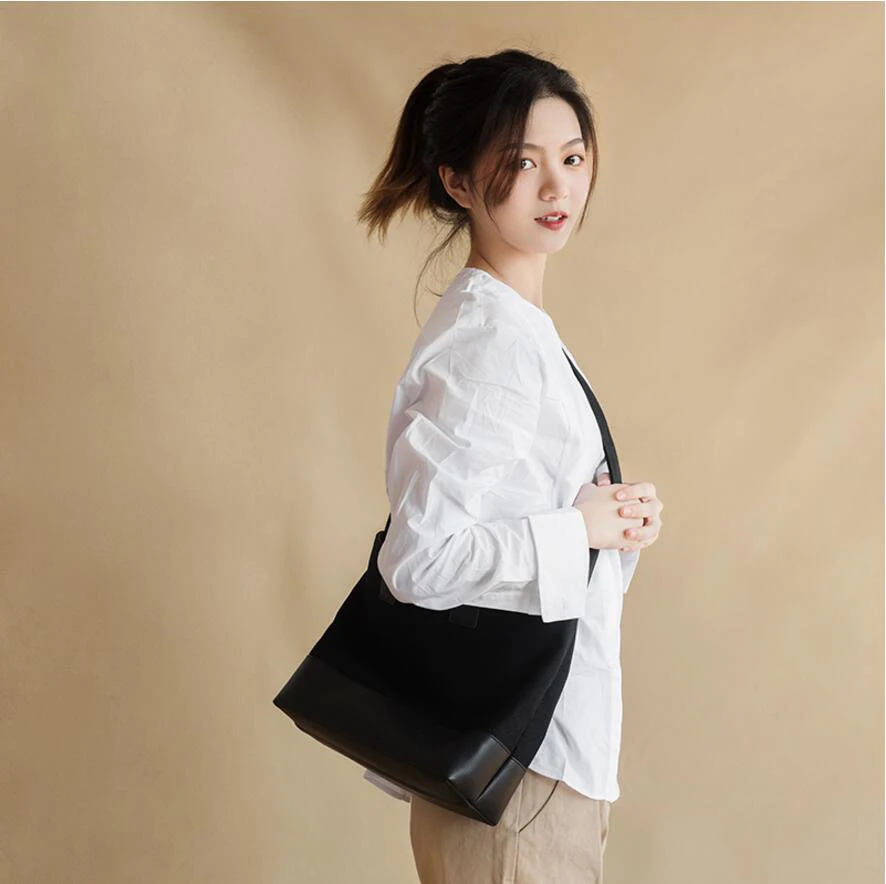 Made In SiChuan Province Original Tote women bag 24A heavy duty canvas commuter handbag A4 One Shoulder Messenger carrying bag
Made In SiChuan Province Original Tote women bag 24A heavy duty canvas commuter handbag A4 One Shoulder Messenger carrying bag
