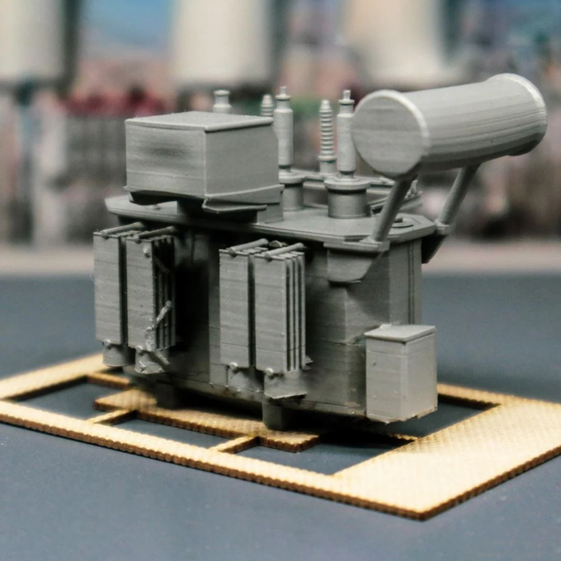 1:87 HO Scale Three-Phase Oil-Immersed Transformer Model Power Station Sand Table Scene Decoration
1:87 HO Scale Three-Phase Oil-Immersed Transformer Model Power Station Sand Table Scene Decoration