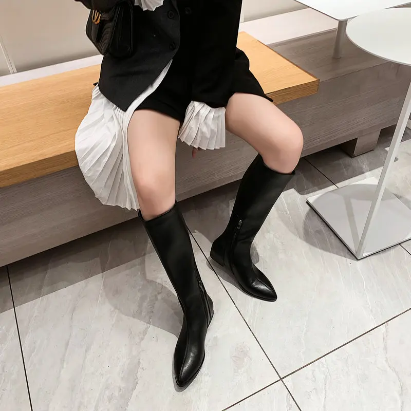 Knee High Boots Women Genuine Leather Party Night Club Chelsea Shoes Woman Calf Boots Autumn Winter Warm High Boots 
Knee High Boots Women Genuine Leather Party Night Club Chelsea Shoes Woman Calf Boots Autumn Winter Warm High Boots
