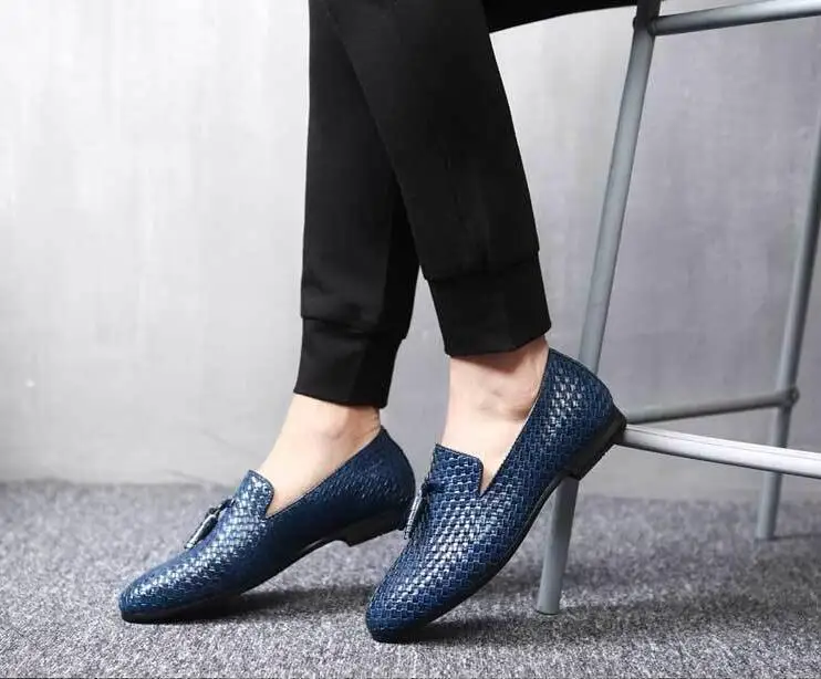 Men Shoes 2020 New Breathable Comfortable Men Loafers Tassel Weave Men's Flats Men Casual Shoes Big Size 48 
Men Shoes 2020 New Breathable Comfortable Men Loafers Tassel Weave Men's Flats Men Casual Shoes Big Size 48