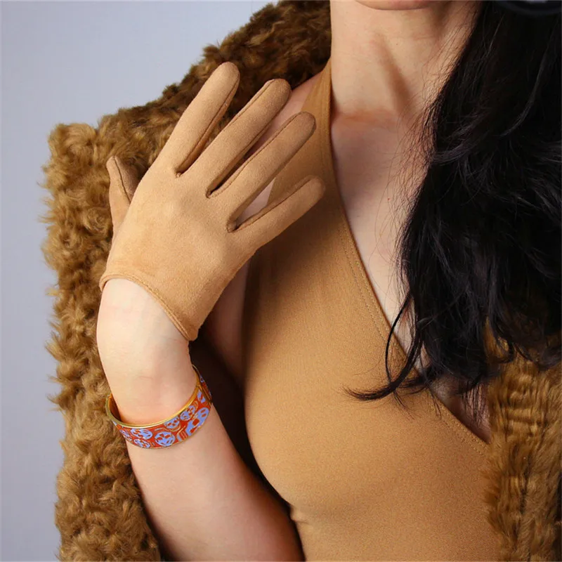 Короткие замшевые перчатки 16 см, женские перчатки из искусственной замши с мехом, бежевого светильник-коричневого, темно-верблюжьего цвета,...
Короткие замшевые перчатки 16 см, женские перчатки из искусственной замши с мехом, бежевого светильник-коричневого, темно-верблюжьего цвета,...