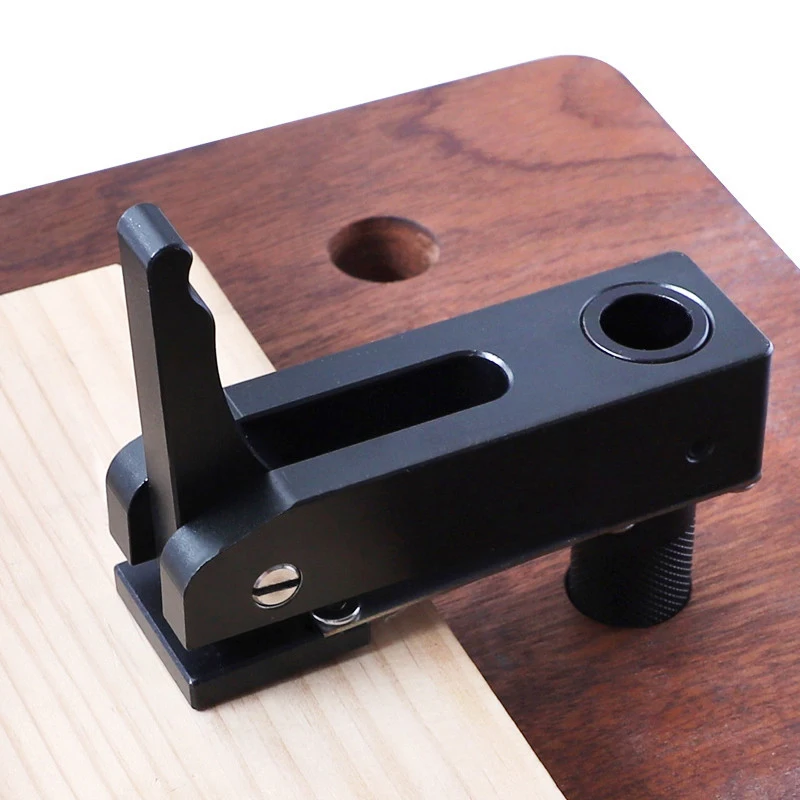 Woodworking Desktop Quick Acting Hold Down Clamp Desktop Clip Fast Fixed Clip for Woodworking Benches 19/20MM Dog Hole Tool
Woodworking Desktop Quick Acting Hold Down Clamp Desktop Clip Fast Fixed Clip for Woodworking Benches 19/20MM Dog Hole Tool