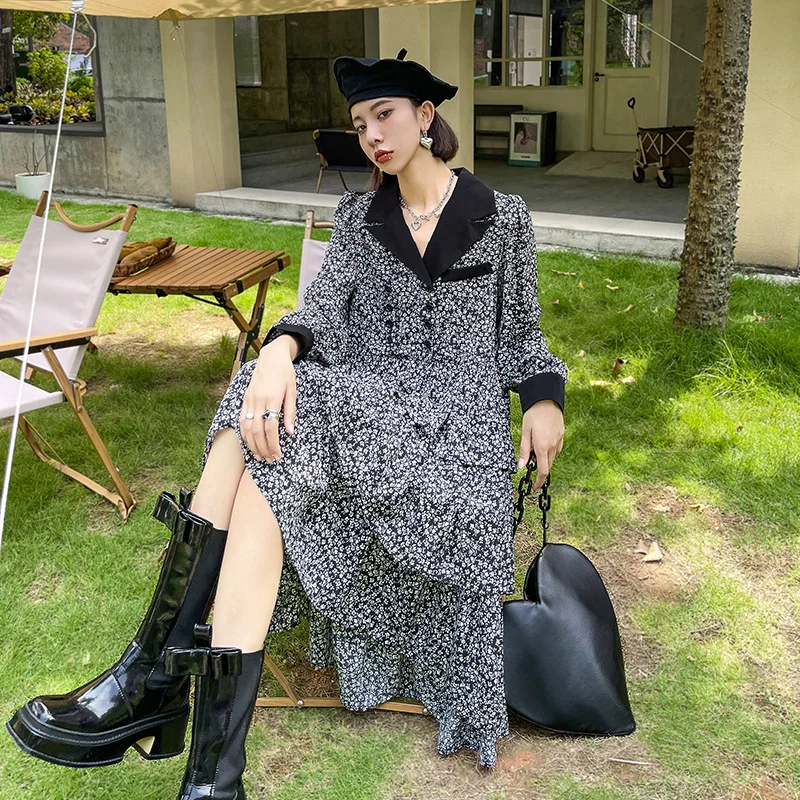 SuperAen 2021 Autumn New Notched Floral Print Loose Slim Irregular Ruffles A Line Casual Knee-Length Woman Dress
SuperAen 2021 Autumn New Notched Floral Print Loose Slim Irregular Ruffles A Line Casual Knee-Length Woman Dress