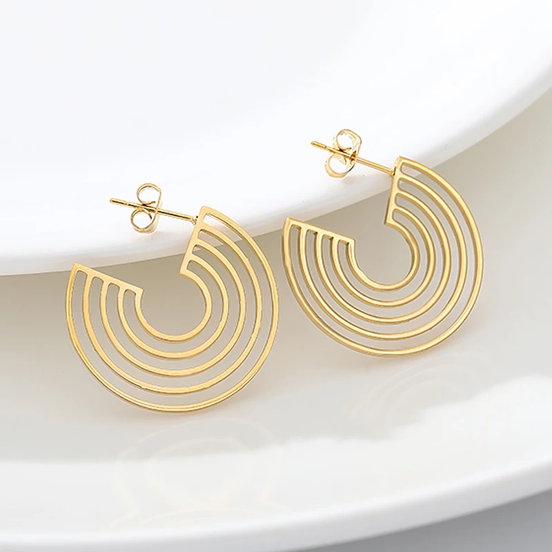 Fashion Metal Elegant Earrings Women's 2023 New Vintage Gold Type C Stainless Steel Earrings Accessories Jewelry Cute Gifts
Fashion Metal Elegant Earrings Women's 2023 New Vintage Gold Type C Stainless Steel Earrings Accessories Jewelry Cute Gifts