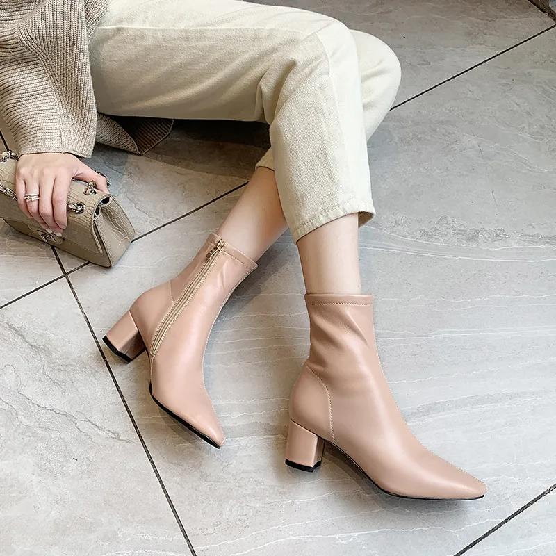 Asumer 2020 new arrive women ankle boots genuine leather shoes zipper high heels dress office shoes ladies autumn winter boots
Asumer 2020 new arrive women ankle boots genuine leather shoes zipper high heels dress office shoes ladies autumn winter boots