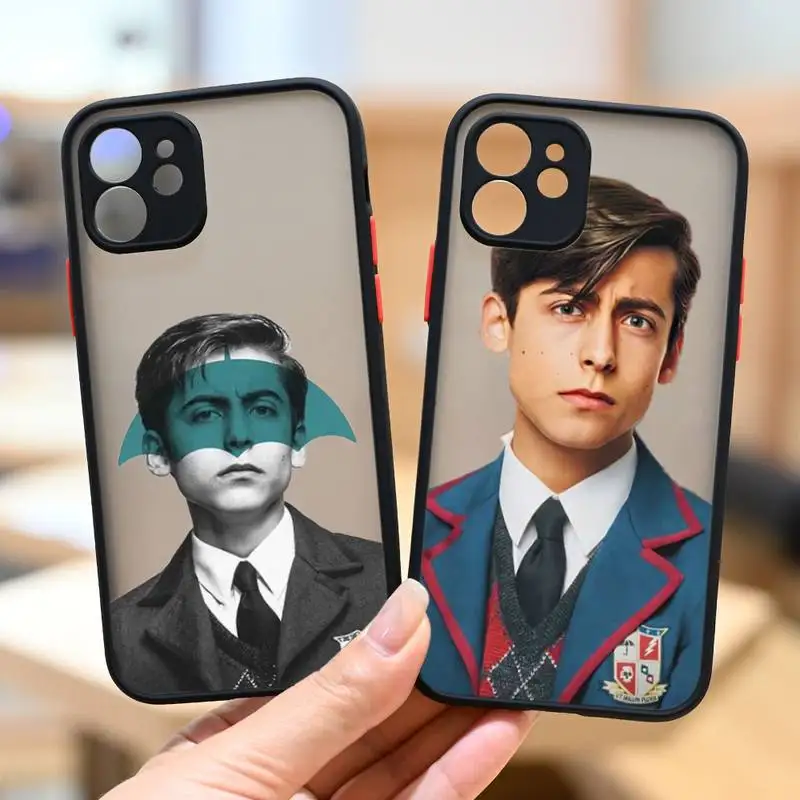 Cartoon The Umbrella Academy Phone Case Black Transparent Matte For IPhone 7 8 11 12 S Mini Pro X XS XR MAX Plus Cover Shell
Cartoon The Umbrella Academy Phone Case Black Transparent Matte For IPhone 7 8 11 12 S Mini Pro X XS XR MAX Plus Cover Shell