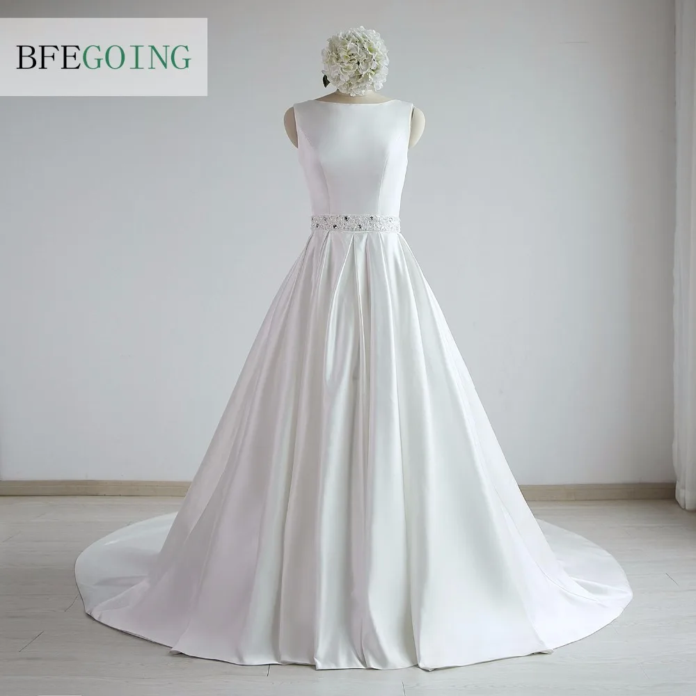 Ivory Satin Beading Floor-Length Princess A-Line Wedding Dresses Chapel Train Sleeveless Bridal Gowns Custom Made
Ivory Satin Beading Floor-Length Princess A-Line Wedding Dresses Chapel Train Sleeveless Bridal Gowns Custom Made