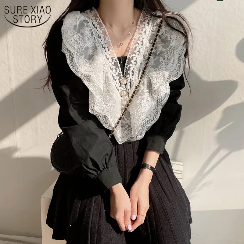 Korean Chic Blouse Spring Vintage V-neck Double-layered Lace Shirt Women Lace Stitched Loose Long-sleeved Shirt Top 13721
Korean Chic Blouse Spring Vintage V-neck Double-layered Lace Shirt Women Lace Stitched Loose Long-sleeved Shirt Top 13721