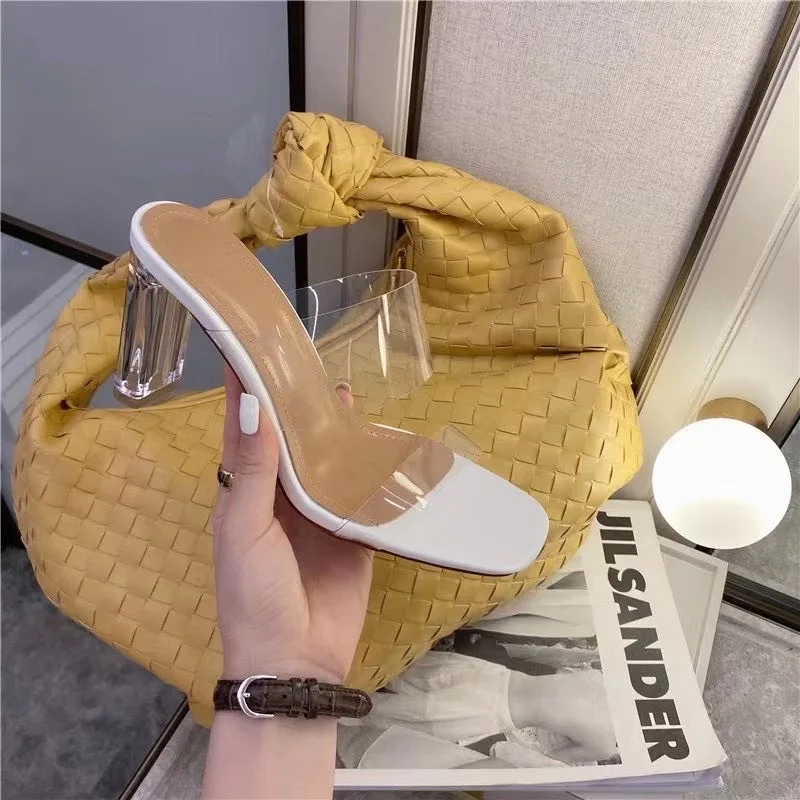 Women's Sandals 2021 New Fashion Summer PVC Transparent High Heels Crystal Heel Slippers Flip Flops Ladies Outdoor Women Sandals
Women's Sandals 2021 New Fashion Summer PVC Transparent High Heels Crystal Heel Slippers Flip Flops Ladies Outdoor Women Sandals
