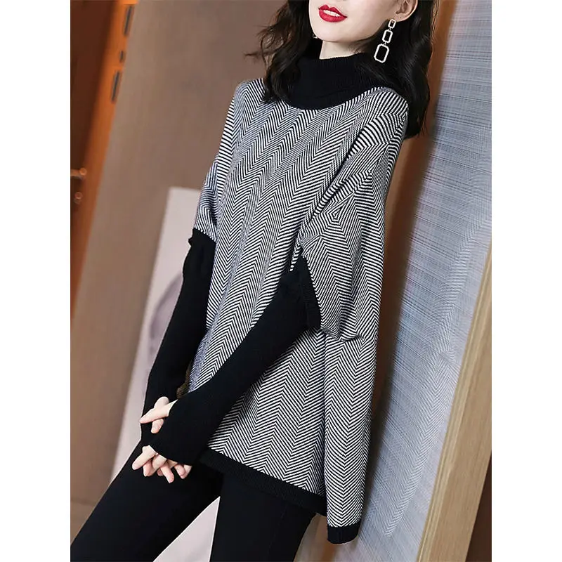 2021 spring and autumn new style small fragrance loose outer wear covering belly striped sweater knitted bat shirt top women
2021 spring and autumn new style small fragrance loose outer wear covering belly striped sweater knitted bat shirt top women