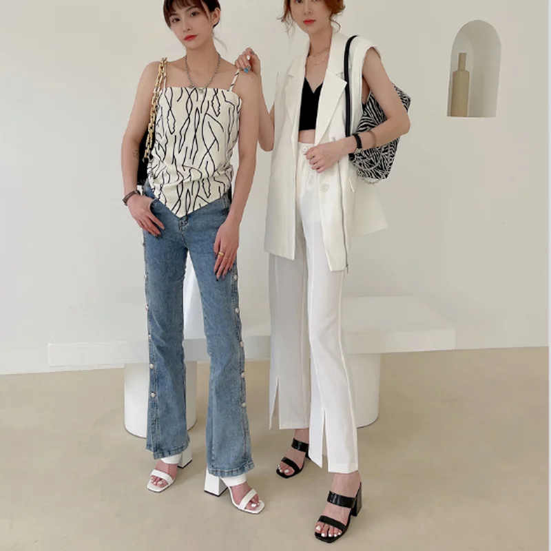 Simple Square Head Handsome Sandals and Slippers Women 2021 Summer New Style with All-match High-heel Slippers Women Shoes
Simple Square Head Handsome Sandals and Slippers Women 2021 Summer New Style with All-match High-heel Slippers Women Shoes