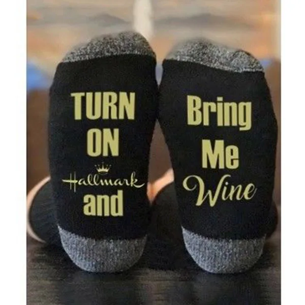 1 Pair Soft Socks Christmas Letters Printed For Women Winter Warm Socks Comfortable Trendy
1 Pair Soft Socks Christmas Letters Printed For Women Winter Warm Socks Comfortable Trendy