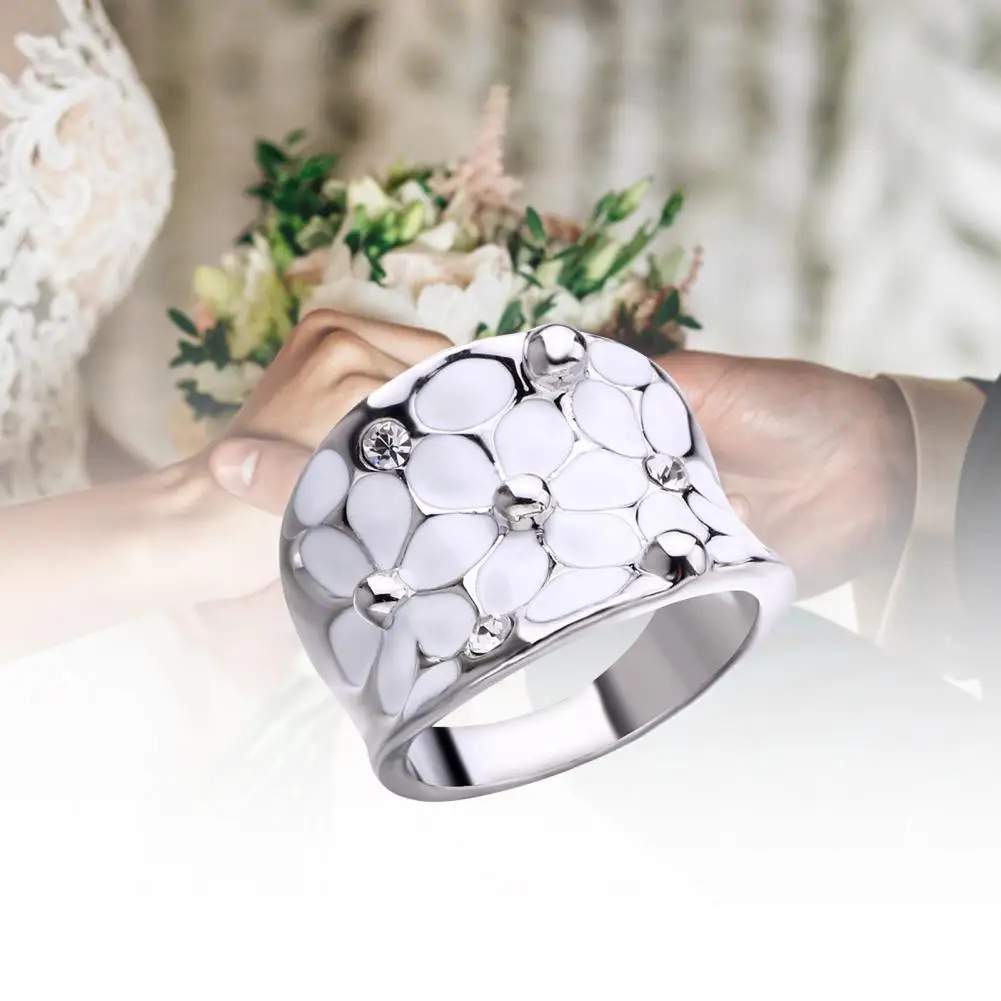 Фото Новинка 2021 модное роскошное женское кольцо украшение на палец с цветочным узором