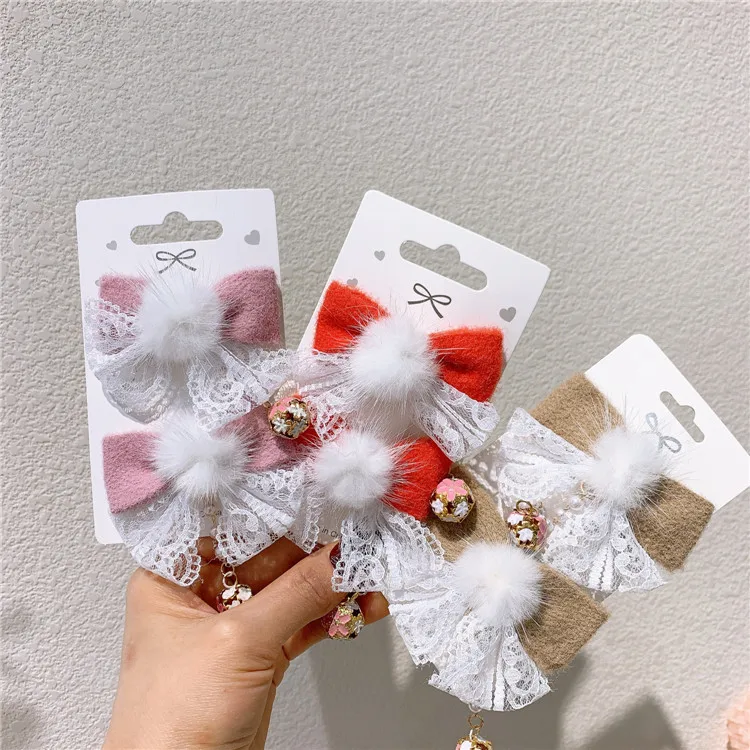 2021 Autumn winter children's plush bow hairpin little girl hair ball bells Han clothing headdress hairpin baby paired side clip
2021 Autumn winter children's plush bow hairpin little girl hair ball bells Han clothing headdress hairpin baby paired side clip