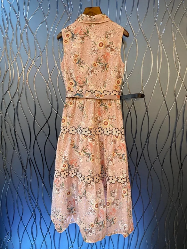 New Hot Sale 2020 Summer Fshion Ladies Turn-down Collar Exquisit Embroidery Flower Patterns Belted Mid-Calf Cotton Dress
New Hot Sale 2020 Summer Fshion Ladies Turn-down Collar Exquisit Embroidery Flower Patterns Belted Mid-Calf Cotton Dress