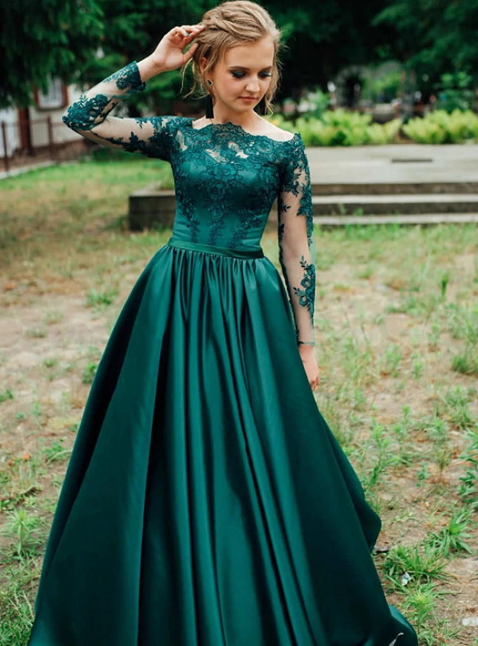 VKbridal Green Satin Evening Dress 2019 Elegant A-Line Appliques Long Sleeve Off the Shoulder Prom Dresses
VKbridal Green Satin Evening Dress 2019 Elegant A-Line Appliques Long Sleeve Off the Shoulder Prom Dresses