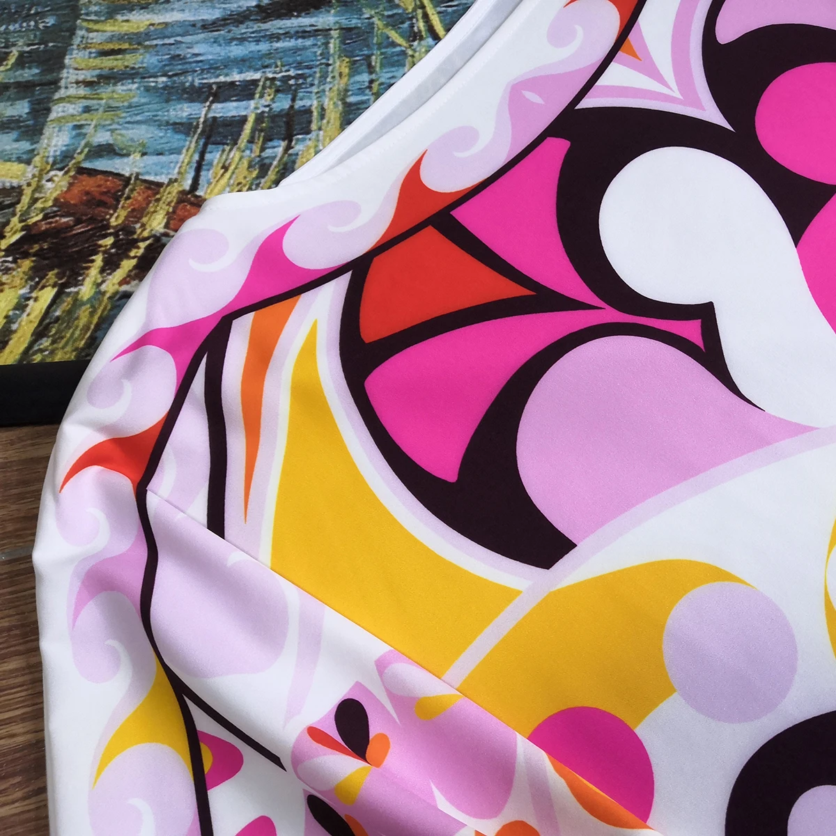 VERDEJULIAY Casual Autumn Women Dress Runway Fashion Batwing Sleeve Red Flower Print Loose Style Vintage Holliday Dress XXL 
VERDEJULIAY Casual Autumn Women Dress Runway Fashion Batwing Sleeve Red Flower Print Loose Style Vintage Holliday Dress XXL