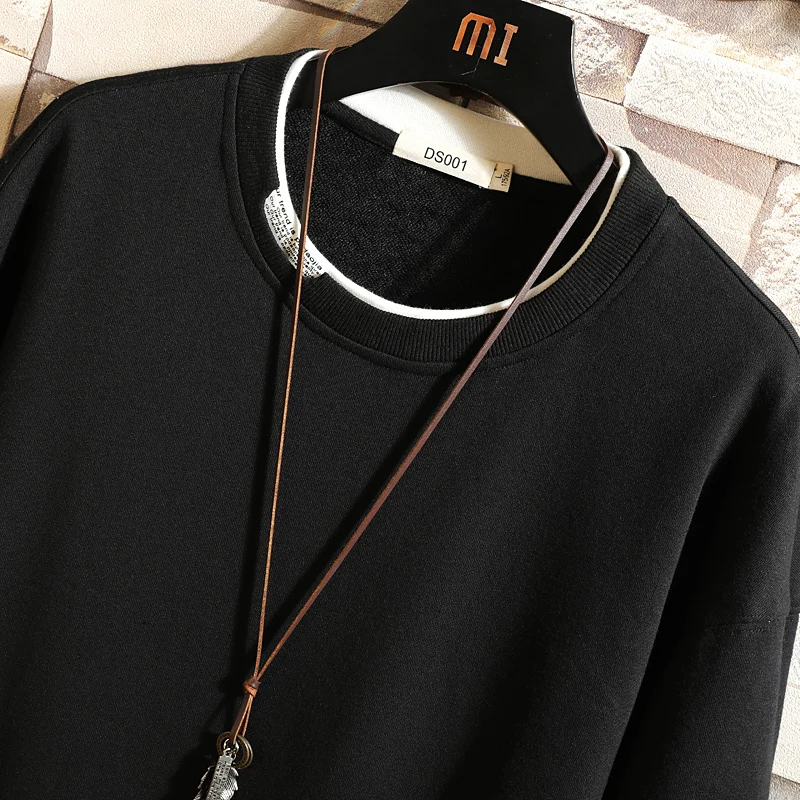 Loose street sweater sweatshirt men's hooded simple and versatile casual oversized hedging Korean version to keep warm 
Loose street sweater sweatshirt men's hooded simple and versatile casual oversized hedging Korean version to keep warm