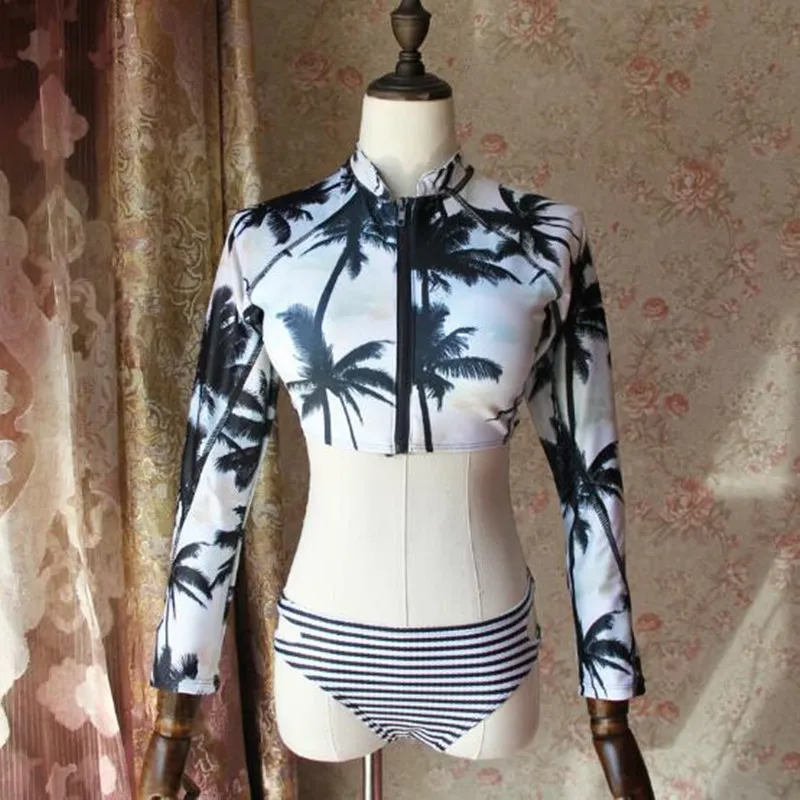 Bikini Sexy Striped Swimwear Women Long Sleeve Two Pieces Swimsuit Vintage Retro Push up Swimsuit Beach wear swimming suit
Bikini Sexy Striped Swimwear Women Long Sleeve Two Pieces Swimsuit Vintage Retro Push up Swimsuit Beach wear swimming suit