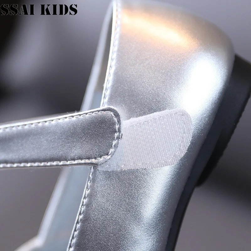 SSAI KIDS New spring 2021 girls bow rhinestone shoes baby girls wedding party shoes leather big girl mary janes shoes
SSAI KIDS New spring 2021 girls bow rhinestone shoes baby girls wedding party shoes leather big girl mary janes shoes