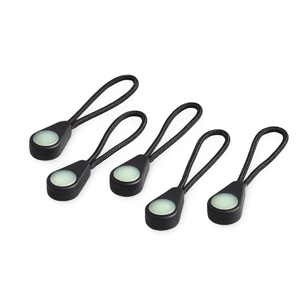 Hiking Backpack Zipper Pull Head Outdoor Camping Luminous Draw Rope Head Coat Clothes Self-luminous Draw Rope Anti-lost Tool
Hiking Backpack Zipper Pull Head Outdoor Camping Luminous Draw Rope Head Coat Clothes Self-luminous Draw Rope Anti-lost Tool