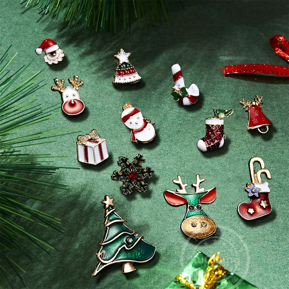 3Pcs/Set Merry Christmas Brooch Santa Hat Hand Bell Pine Metal Brooch Kit Pin Badge Children Christmas And New Year Gift Decor
3Pcs/Set Merry Christmas Brooch Santa Hat Hand Bell Pine Metal Brooch Kit Pin Badge Children Christmas And New Year Gift Decor