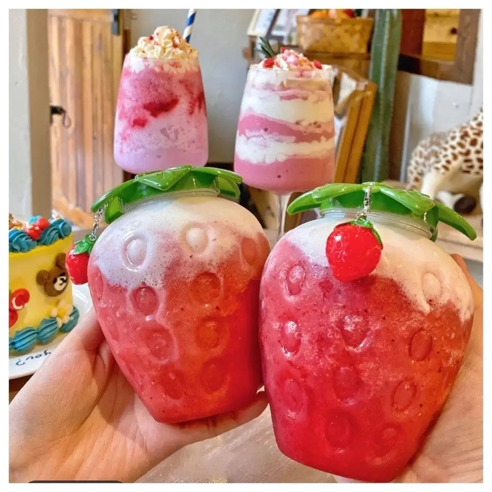 Kawaii Strawberry Water Bottle With Straw Summer Clear Plastic Transparent Bottle For Girl Cute Cold Juice Drink Water Cups
Kawaii Strawberry Water Bottle With Straw Summer Clear Plastic Transparent Bottle For Girl Cute Cold Juice Drink Water Cups