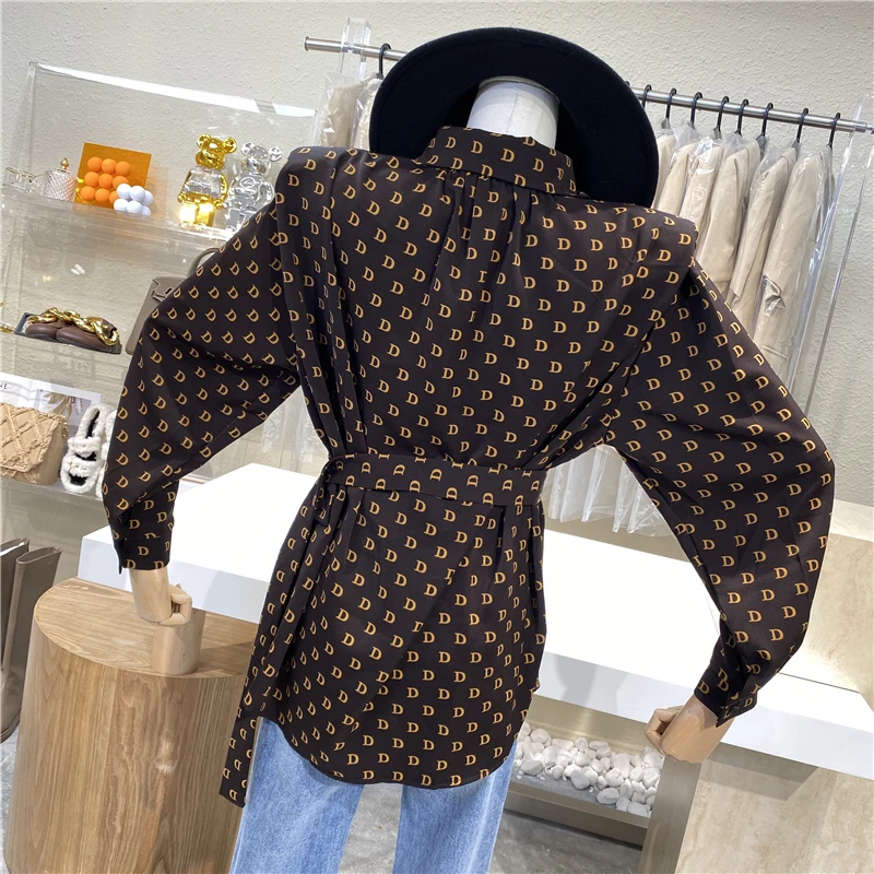 Brand Original Design Light Ripe Style Lettered Lapel Shirt 2021 New Hong Kong Style Tie Waist Long Sleeve Versatile Shirt
Brand Original Design Light Ripe Style Lettered Lapel Shirt 2021 New Hong Kong Style Tie Waist Long Sleeve Versatile Shirt
