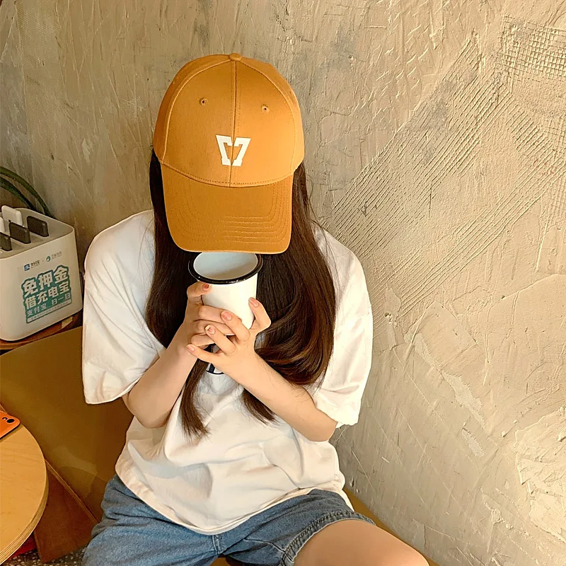 Unisex Baseball Cap for Women Men Girls Adjustable High-Quality Fashion Trend Hip-Hop Street Style Hat Shaped Top Casual 9 Color 
Unisex Baseball Cap for Women Men Girls Adjustable High-Quality Fashion Trend Hip-Hop Street Style Hat Shaped Top Casual 9 Color