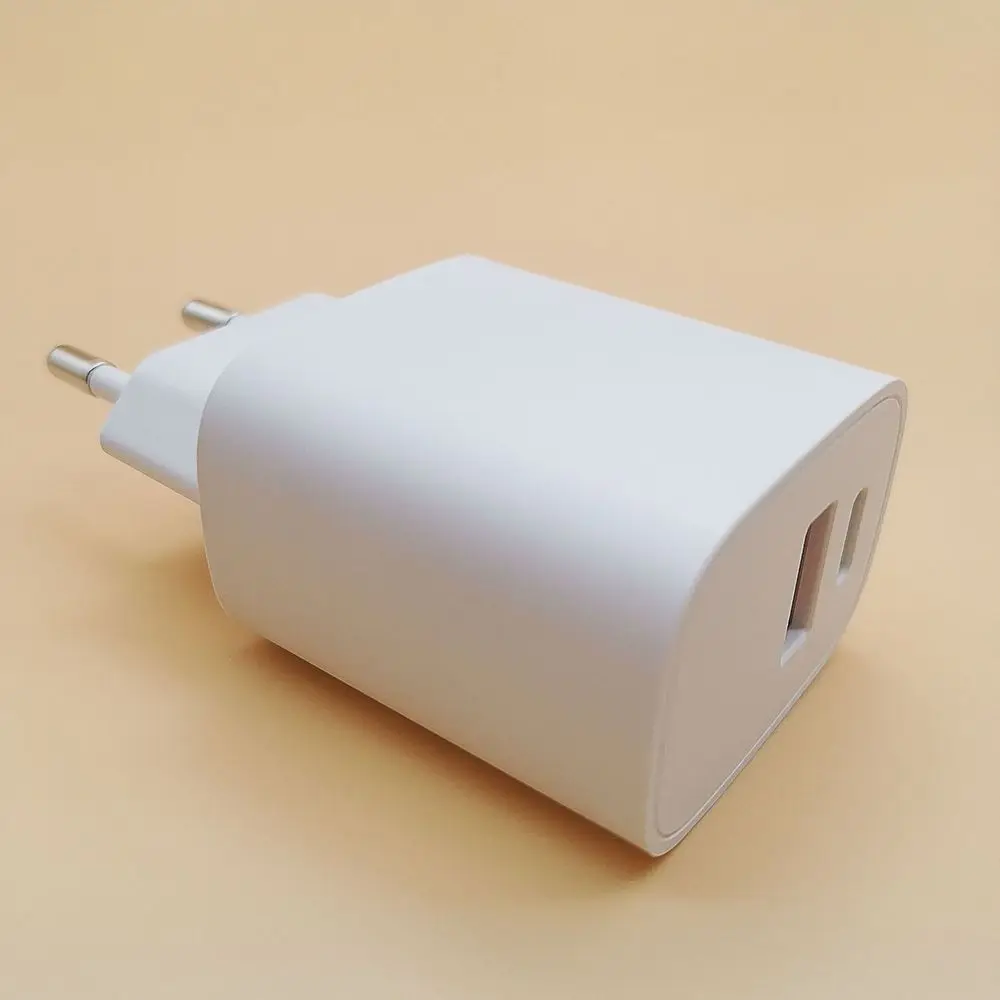 20W Fast USB Charger Quick Charge 4.0 3.0 Type C PD Fast Charging For iPhone 12 11 Xiaomi Portable Mobile Phone Charger Adapter
20W Fast USB Charger Quick Charge 4.0 3.0 Type C PD Fast Charging For iPhone 12 11 Xiaomi Portable Mobile Phone Charger Adapter