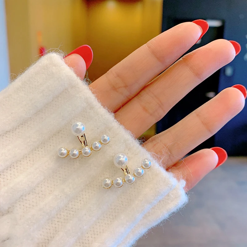 1 Pair 2021 Elegant 925 Silver Gold Pearl Earrings Ear Stud Women Jewelry Anniversary Gifts Valentine's Day for Girlfriend
1 Pair 2021 Elegant 925 Silver Gold Pearl Earrings Ear Stud Women Jewelry Anniversary Gifts Valentine's Day for Girlfriend