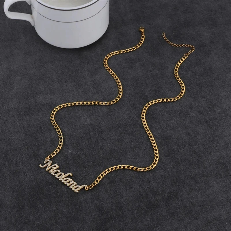 Luxury Fashion Full Rhinestones Inlay Custom Name Pendant Necklace Jewelry Bride Wedding Shiny Personalized Necklace Best Gift
Luxury Fashion Full Rhinestones Inlay Custom Name Pendant Necklace Jewelry Bride Wedding Shiny Personalized Necklace Best Gift