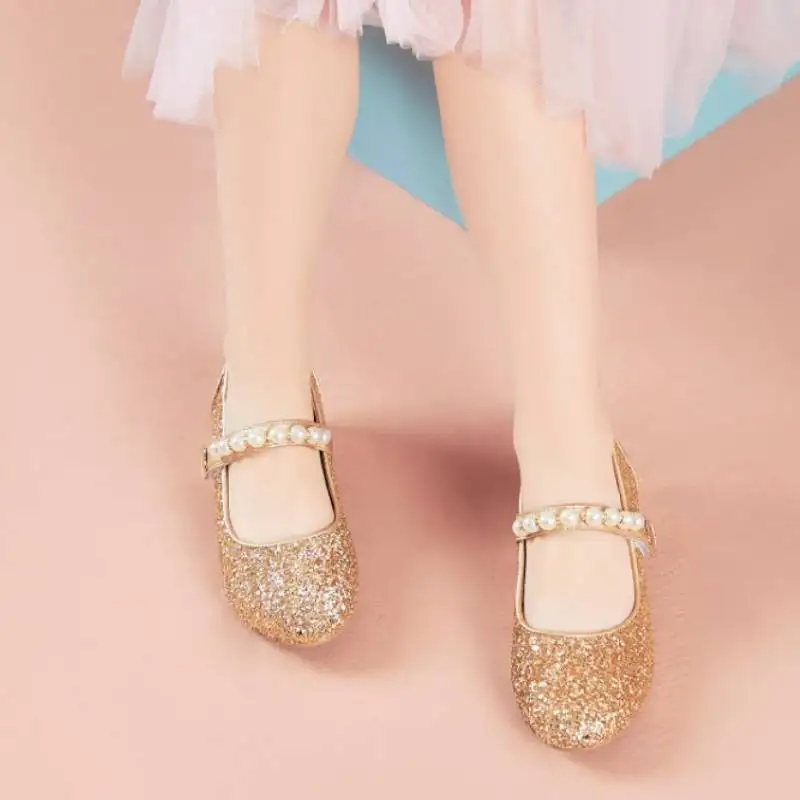 Tuyoki New Arrival Flat Shoes For Girls Fashion Patchwork Special Belt With Pearls Shoes Children Princess Footwear Size 26-39
Tuyoki New Arrival Flat Shoes For Girls Fashion Patchwork Special Belt With Pearls Shoes Children Princess Footwear Size 26-39