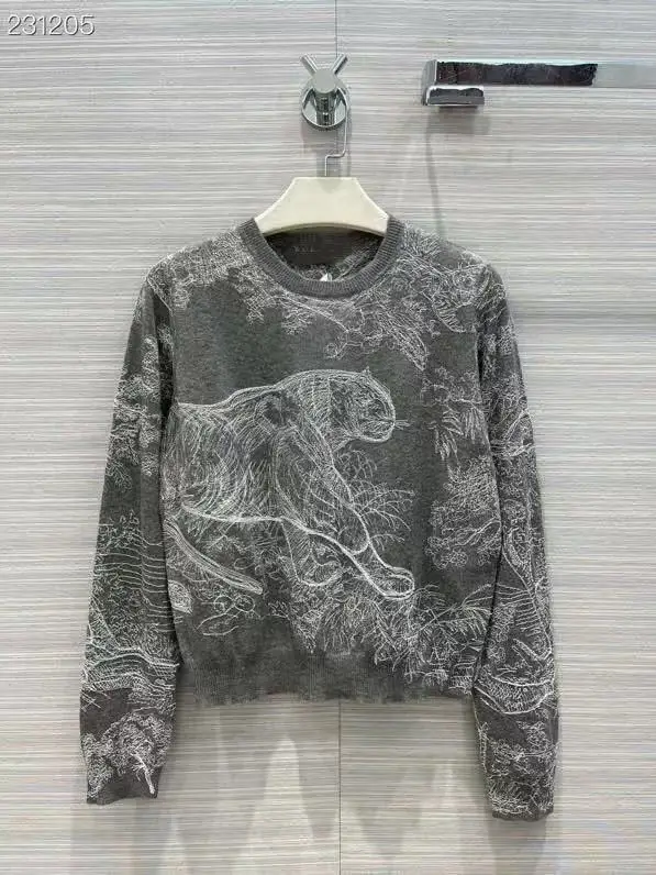 Cashmere 2021 Autumn Winter Elegant Classic Knitted Pullover Sweater for Woman Animal Embroidery Designer Street Wear
Cashmere 2021 Autumn Winter Elegant Classic Knitted Pullover Sweater for Woman Animal Embroidery Designer Street Wear