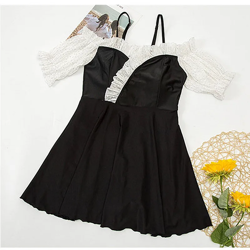 STAERK size skirt style one piece black and white young age sexy cover belly show thin Princess fan hot spring swimsuit
STAERK size skirt style one piece black and white young age sexy cover belly show thin Princess fan hot spring swimsuit