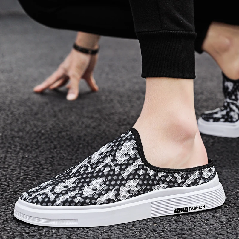 Summer Shoes Men Sandals Slip On Beach Slippers Men Sneakers Fashion Clogs Men Canvas breathable Sandalias Zapatos Hombre 2021
Summer Shoes Men Sandals Slip On Beach Slippers Men Sneakers Fashion Clogs Men Canvas breathable Sandalias Zapatos Hombre 2021