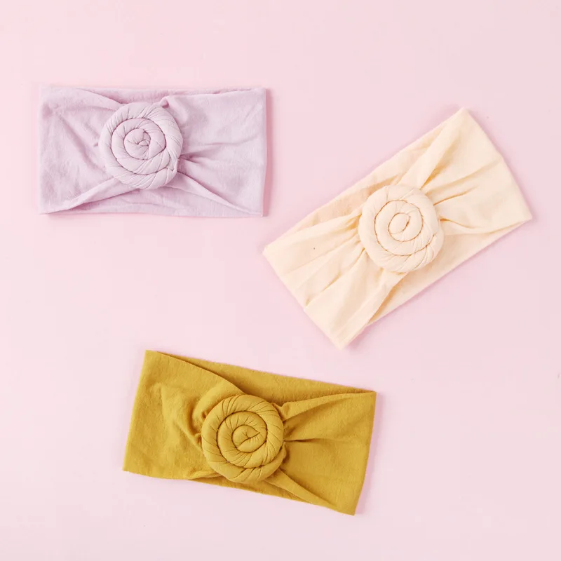 1PCS Wide Nylon Bow Baby Headband with Rose Flower Soft Elestic Wide Head Wraps Cute Nylon Turban Headband Girl Hair Accessories
1PCS Wide Nylon Bow Baby Headband with Rose Flower Soft Elestic Wide Head Wraps Cute Nylon Turban Headband Girl Hair Accessories