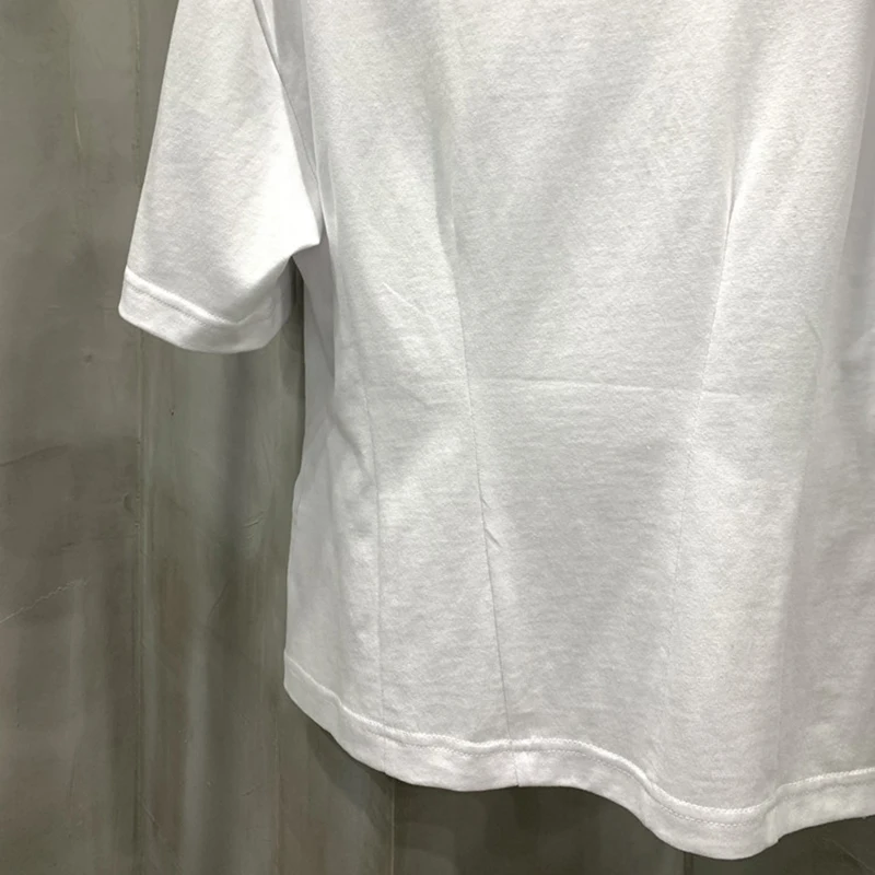 VGH Casual Solid T Shirt For Women O Neck Short Sleeve Minimalist Metal Chain Side Split T Shirts Female Summer Fashion 2021 New
VGH Casual Solid T Shirt For Women O Neck Short Sleeve Minimalist Metal Chain Side Split T Shirts Female Summer Fashion 2021 New